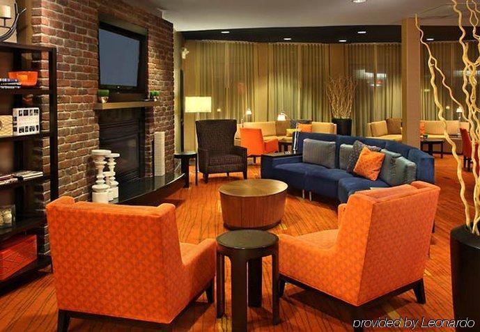 Отель Courtyard By Marriott Providence Уорик Экстерьер фото