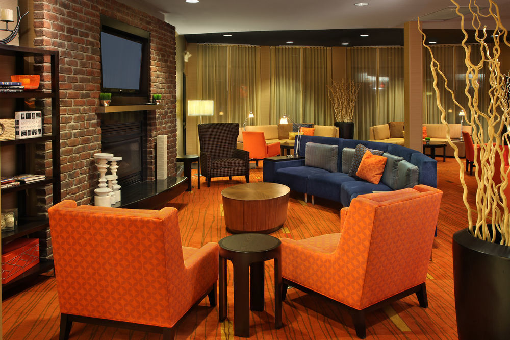Отель Courtyard By Marriott Providence Уорик Экстерьер фото